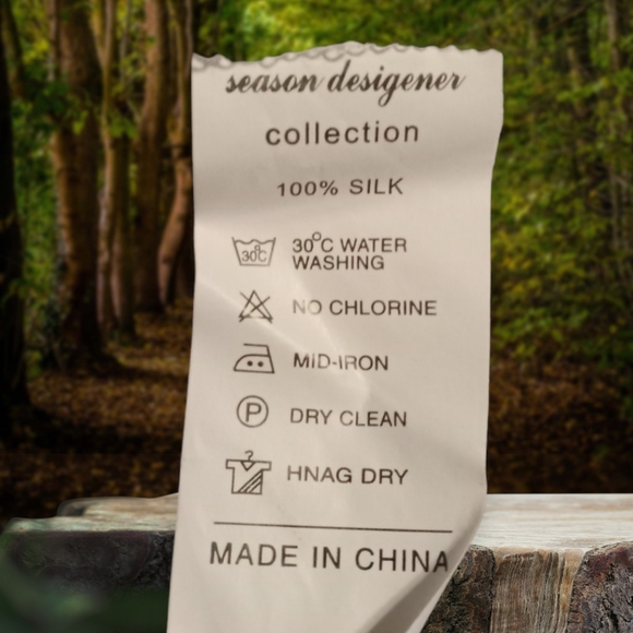 NWOT - DESIGNER SEASON - 100% SILK RUFFLED MAXI DRESS -SIZE MED - Picture 4 of 6